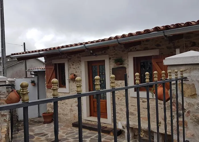 Casa Da Cortica * פיגרו דוס ויניוס